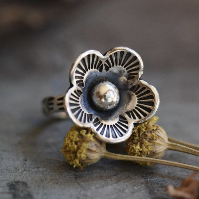 Bague Minimaliste Fleurs Rétro