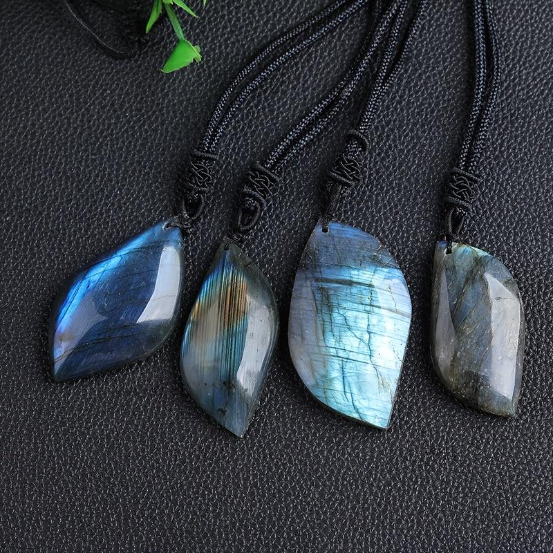 Collier en pierre de lune