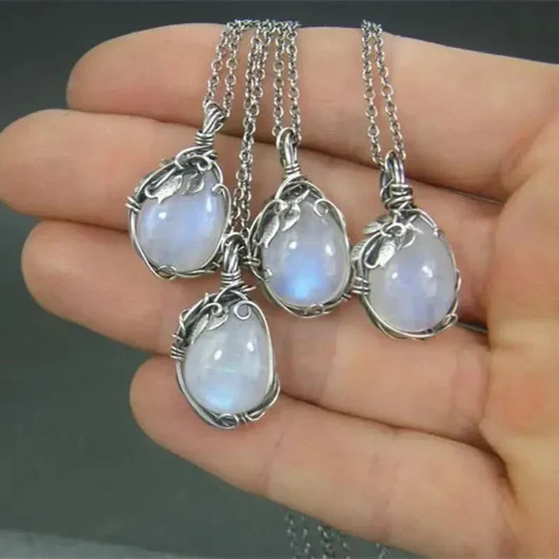 Collier en pierre de lune - Pendentif en fil
