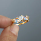 Bague en pierre de lune éclatante