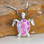 Collier Pendentif Tortue en Opale de Feu Verte Vintage