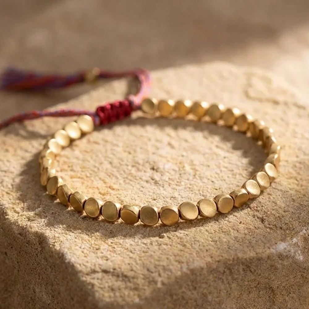 Bracelet "Bouclier Tibétain" en Perles de Cuivre