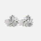 Boucles d'oreilles en cercle avec des pétales d'opale en or