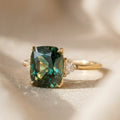 Bague en Or avec Pierre Précieuse Verte Inspirée du Vintage